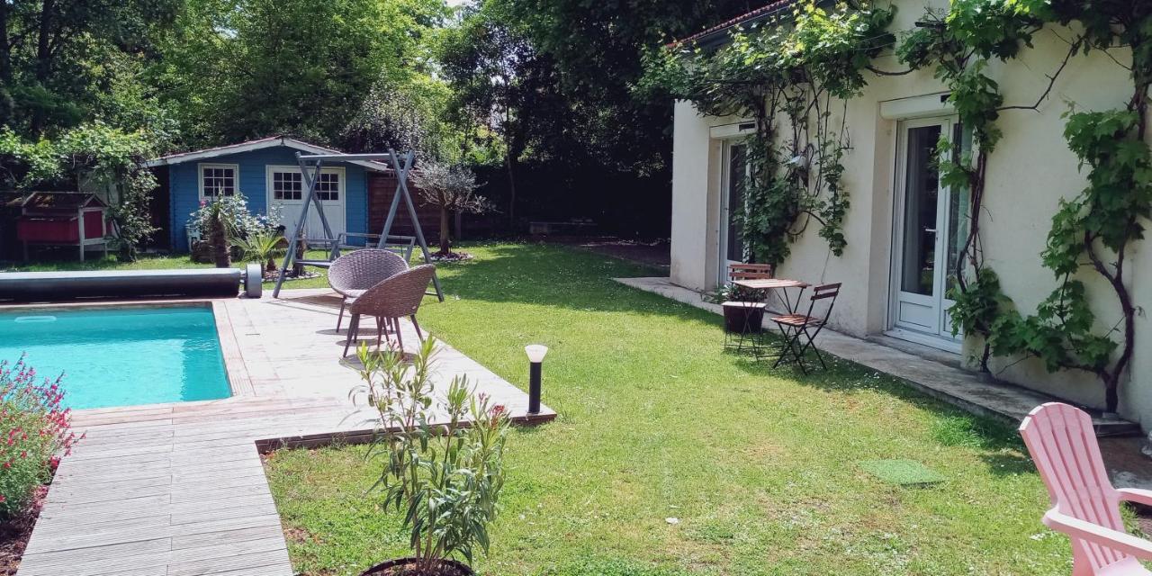 אנגולם Merig'Home Chambre Bd Climatisee Dans Maison Avec Piscine Au Calme En Ville, Sdb & Toilettes Prives מראה חיצוני תמונה